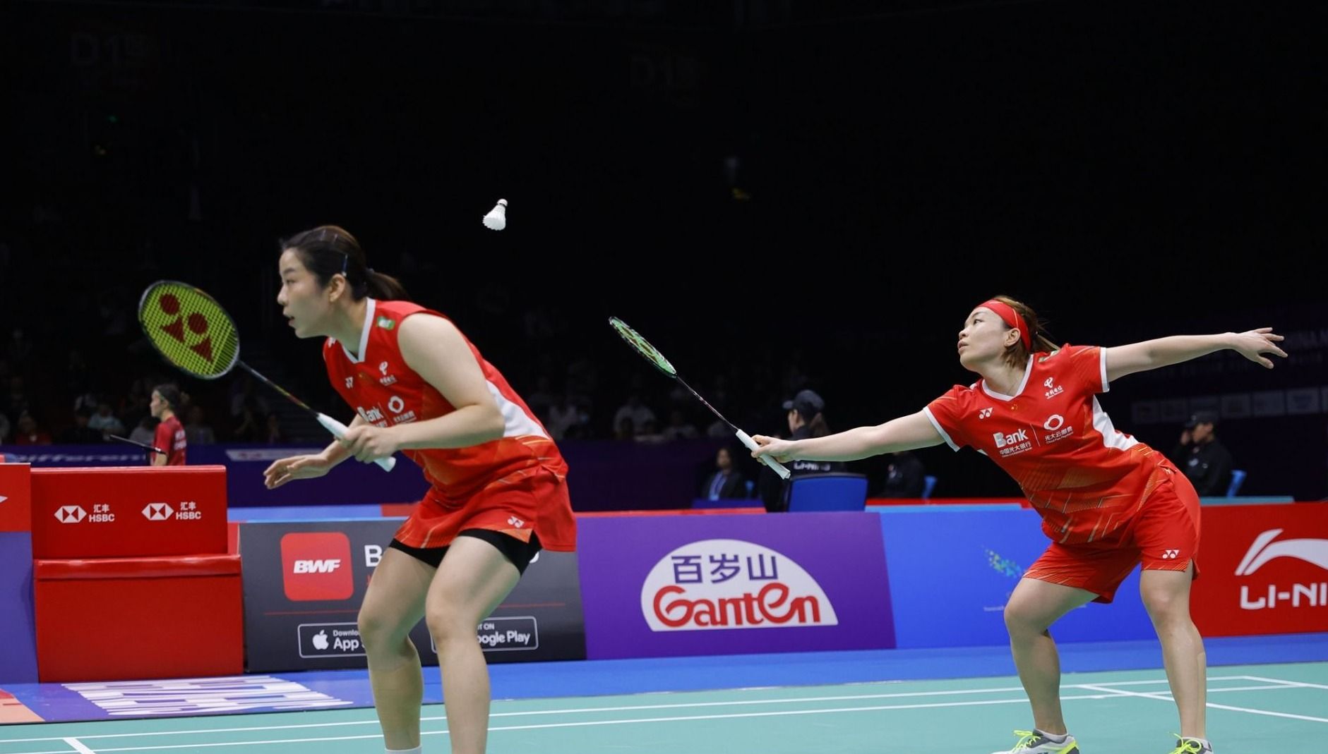 争夺中都产 争夺中都产